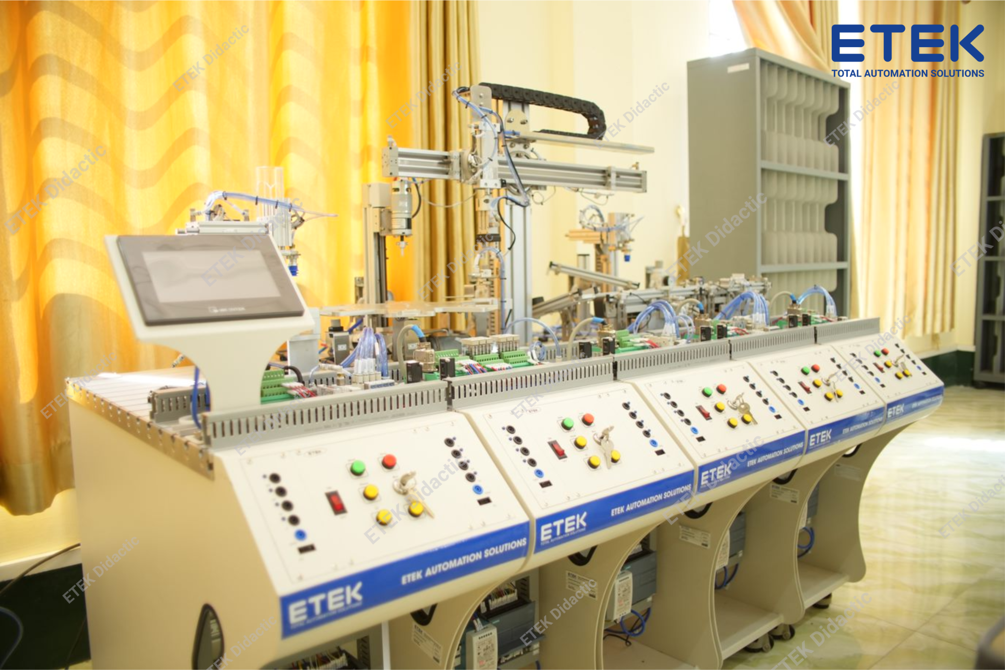 thiết bị đào tạo 